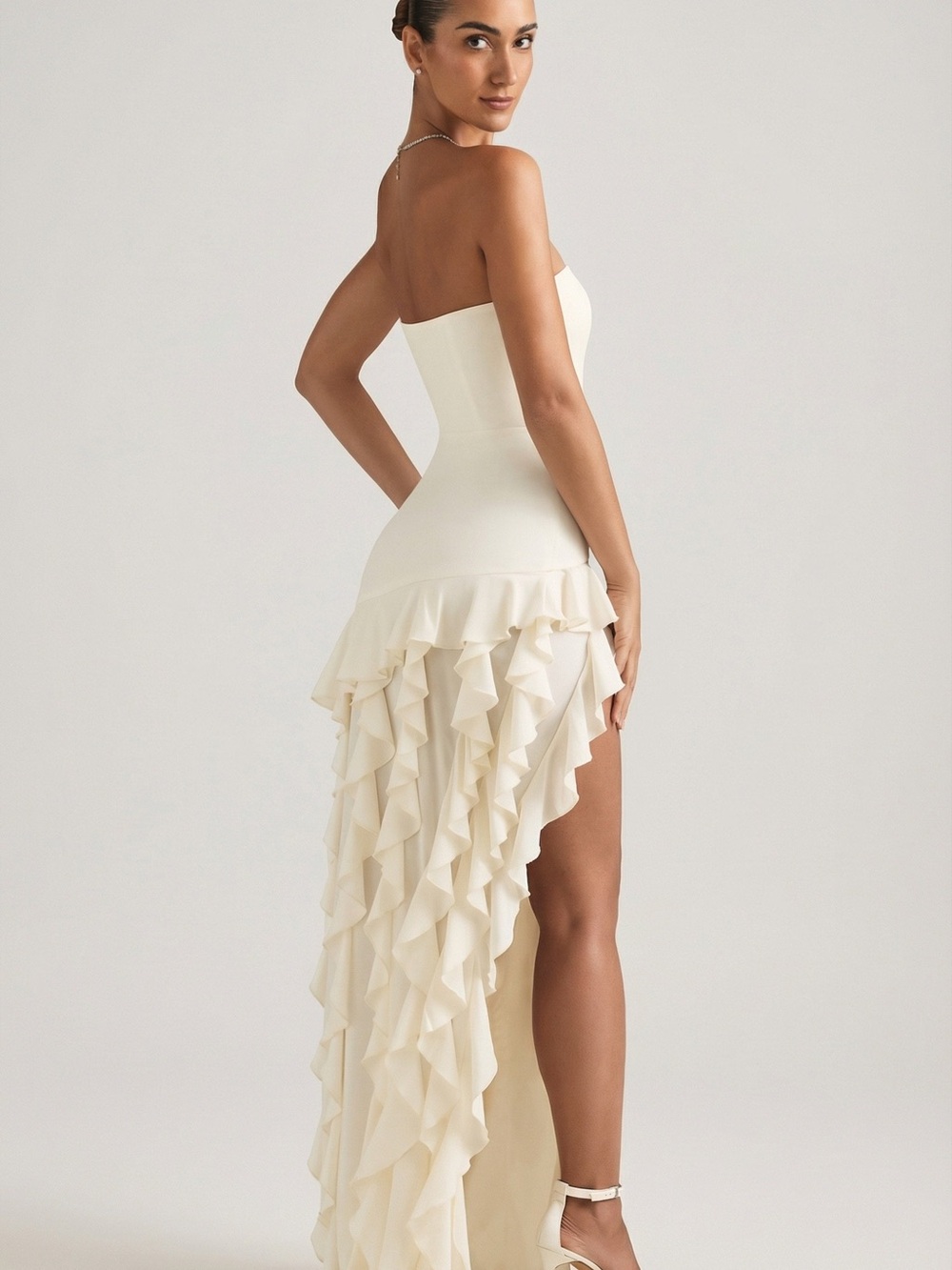 Oh Polly Ivory Diletta Strapless Ruffle High-Slit Gown NWT size 2 - Picture 2 of 9